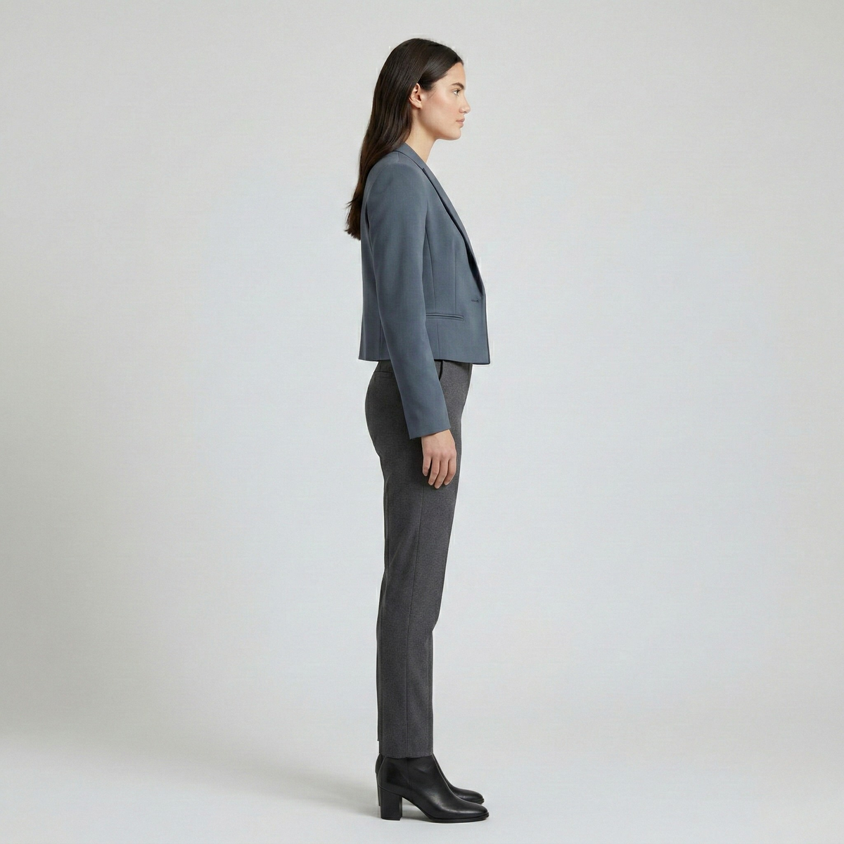 Women's Cropped One-Button Blazer